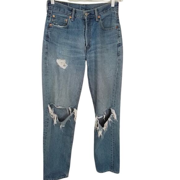 Levi’s 501 Straight Distressed Ripped Jeans Light Wash Button Fly Women’s 30x36 - Picture 1 of 5